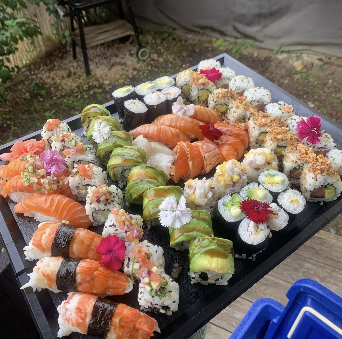 Box sushi 4 personnes - 84 pièces - Wabi Sushi Toulouse